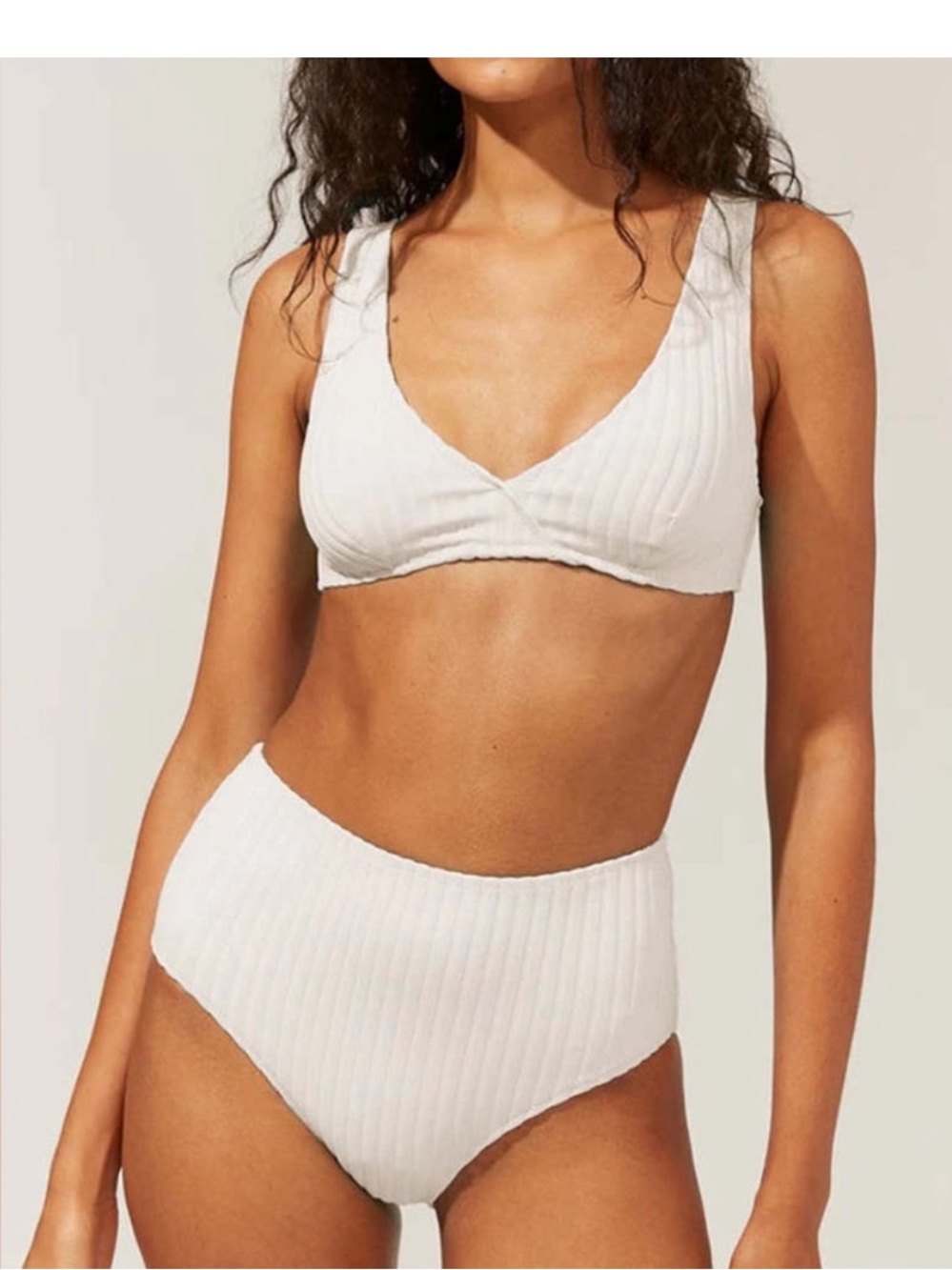 SOLID & STRIPED Ribbed V-Neck Bikini top- White
